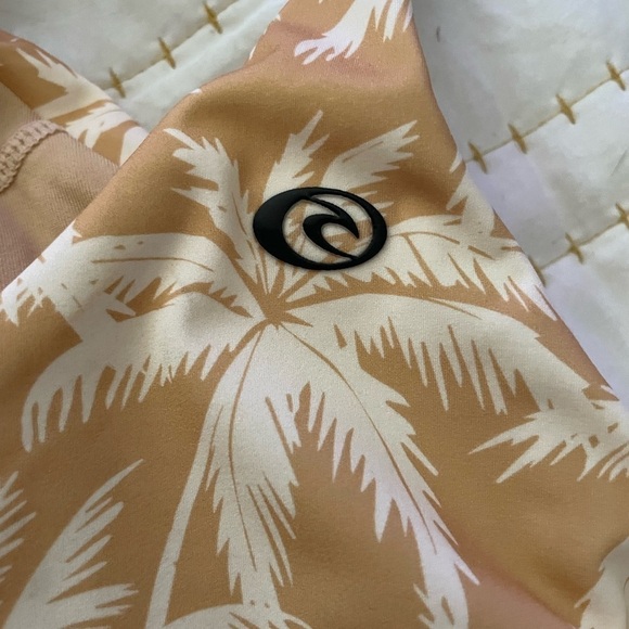 Rip Curl MIRAGE SURF PALM TWO WAY CROP Tank Bikini - XS S L ** New With Tag ** - Picture 7 of 16